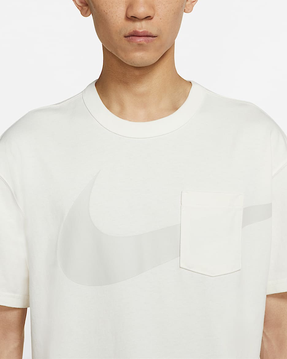 Nike Sportswear Swoosh 男子口袋T恤 - 帆白