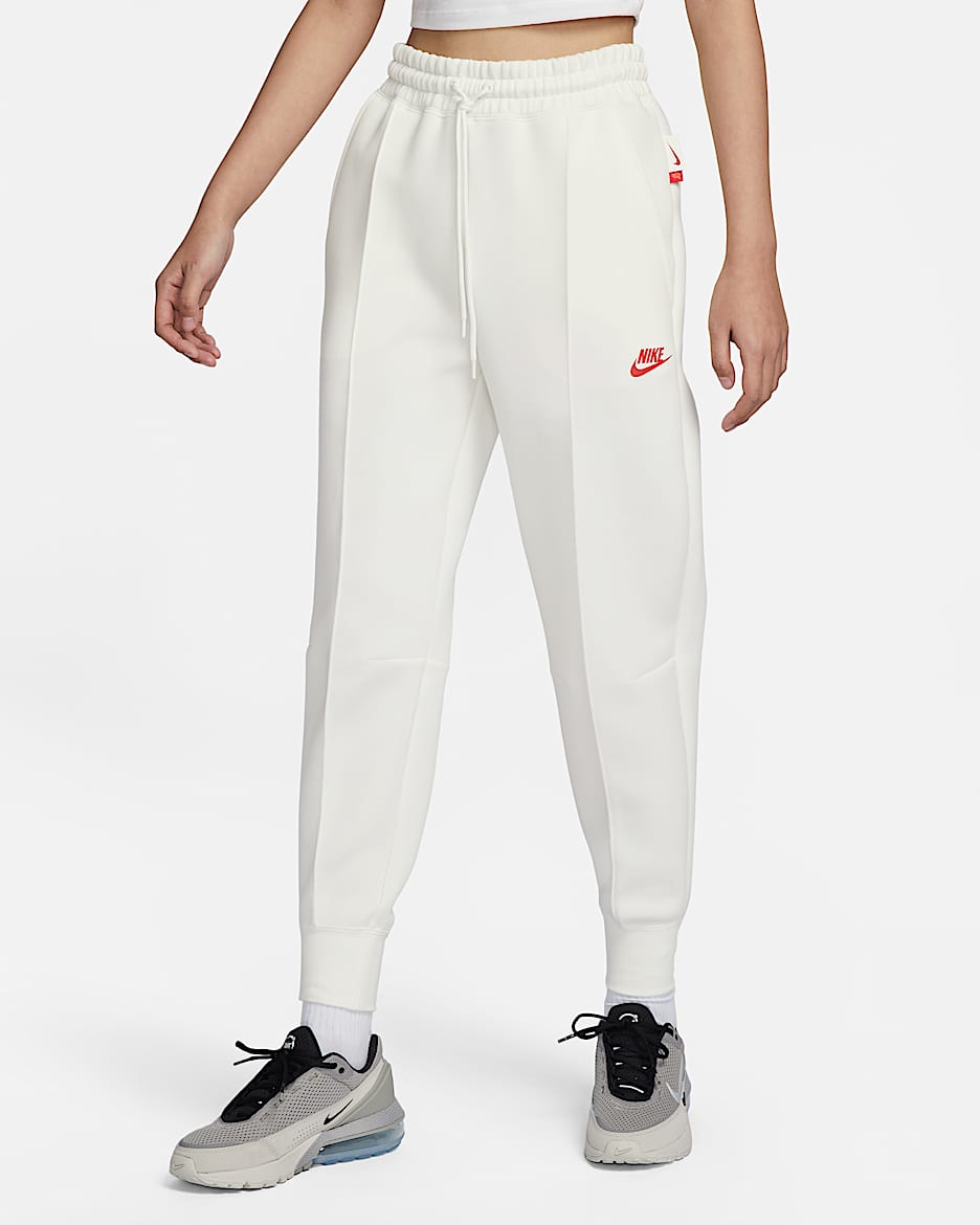 Nike Sportswear Tech Fleece 女子中腰长裤 - 帆白