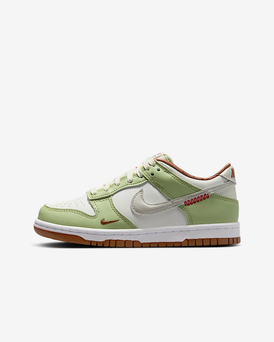 Nike Dunk Low 耐克灵蛇迎新系列大童运动鞋 - 帆白/白色/浅橄榄绿/浅骨色