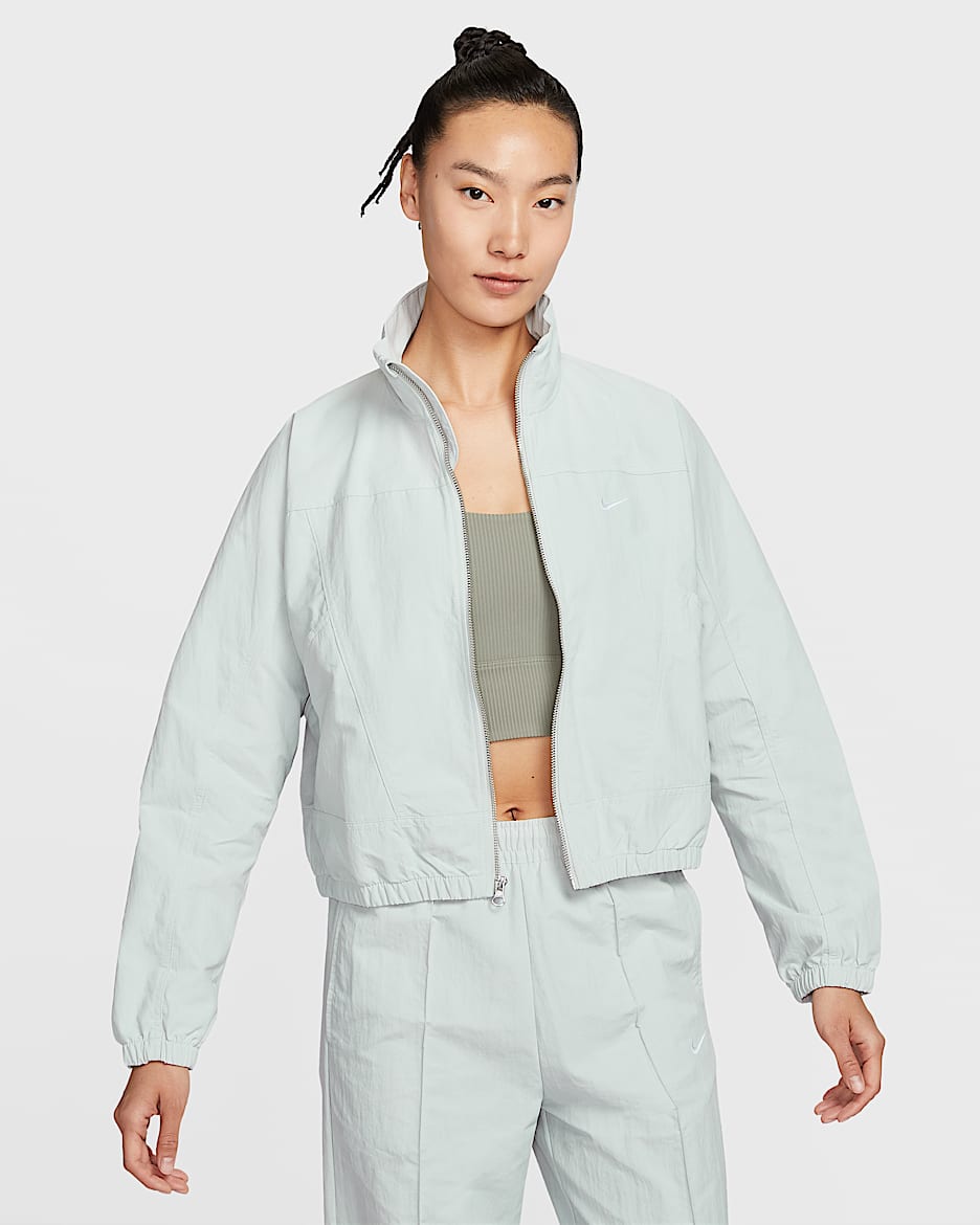 Nike Sportswear Everything Wovens Repel 女子 Oversize 风防晒拒水夹克 - 浅银/白色