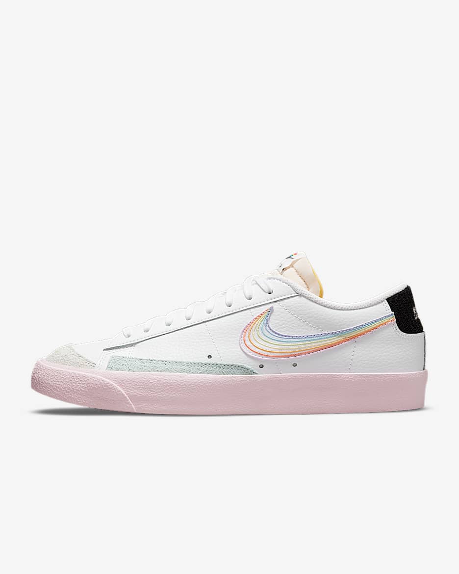 Nike Blazer Low '77 VNTG BT 男子运动鞋 - 白色/激光紫红/冰川蓝/多色