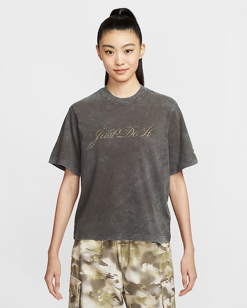 Nike Sportswear 女子纯棉T恤 - 巴洛克棕/橄榄绿