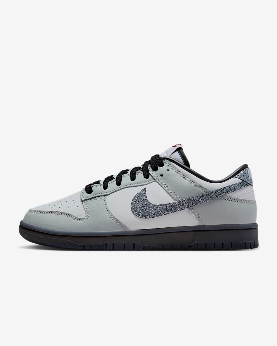 Nike Dunk Low LX 女子满天星元素闪亮派对风运动鞋 - 白色/白色/浅烟灰/多色