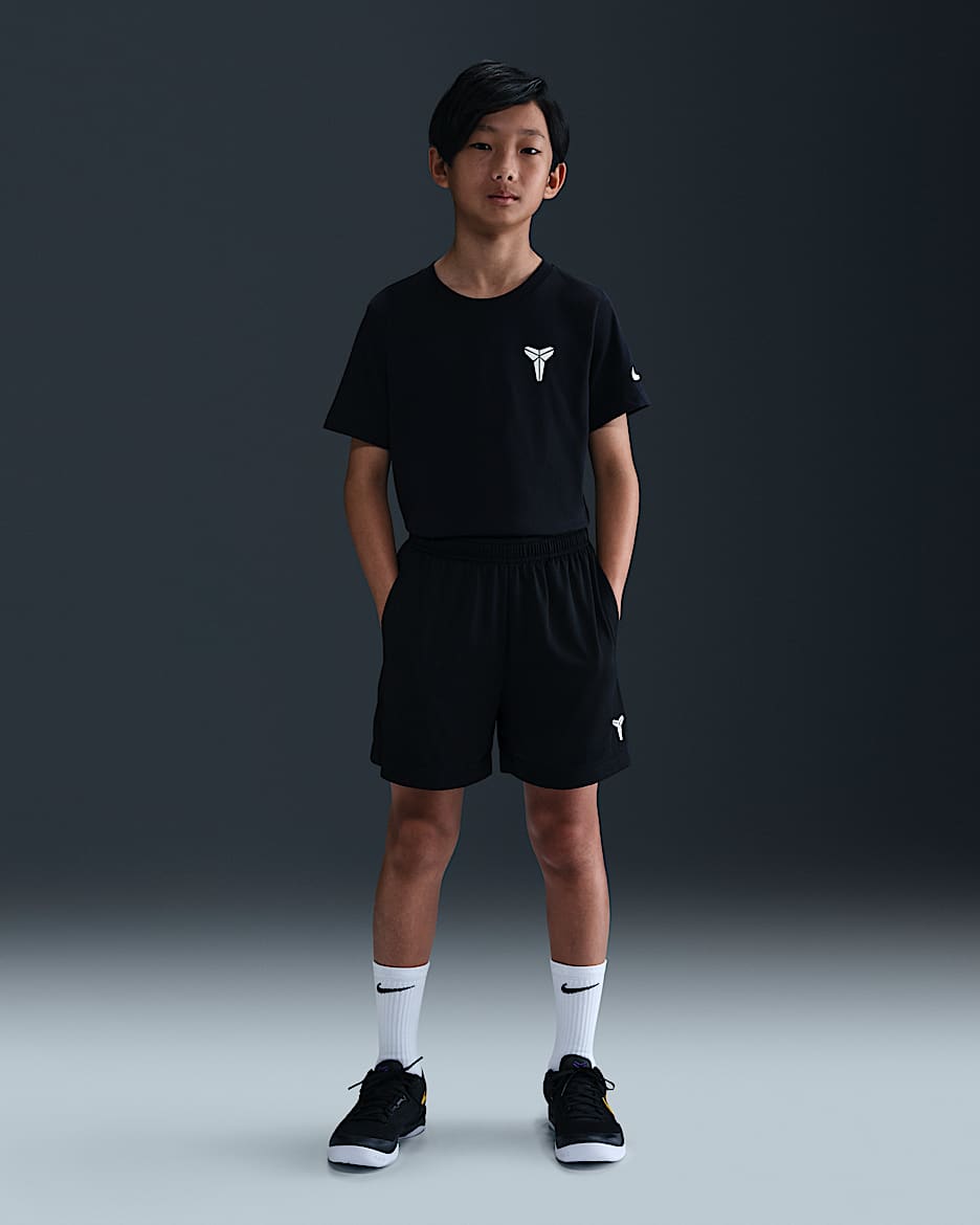 Kobe Dri-FIT 科比大童速干短裤 - 黑/黑/白色