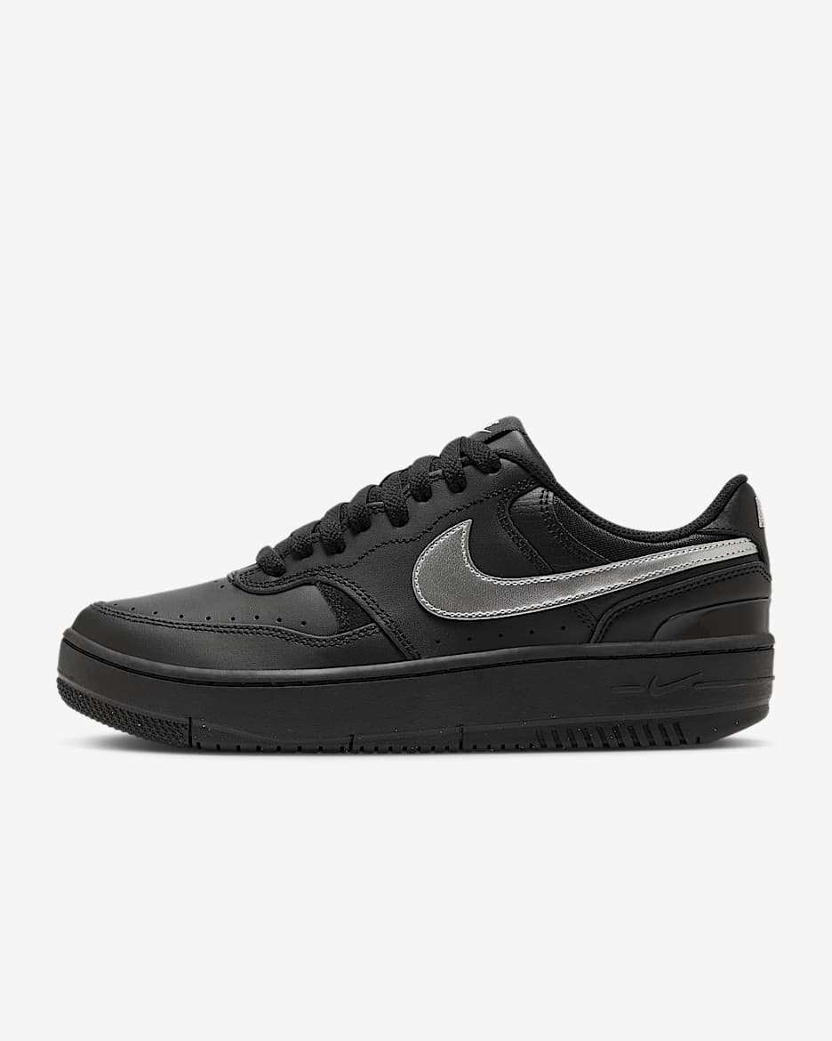 Nike Gamma Force 女子厚底运动鞋 - 黑/金属银