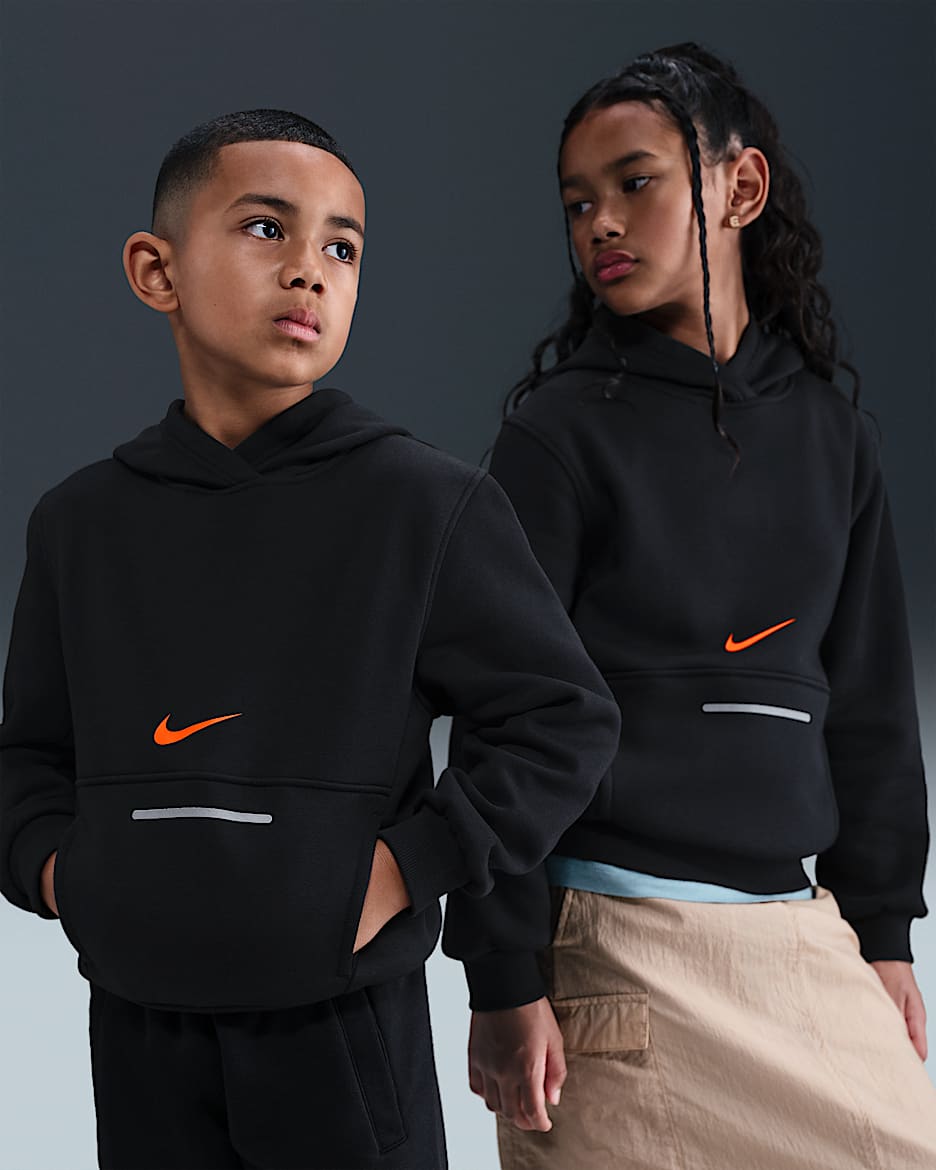 Nike Sportswear Club Fleece 大童加绒连帽衫 - 黑/安全橙