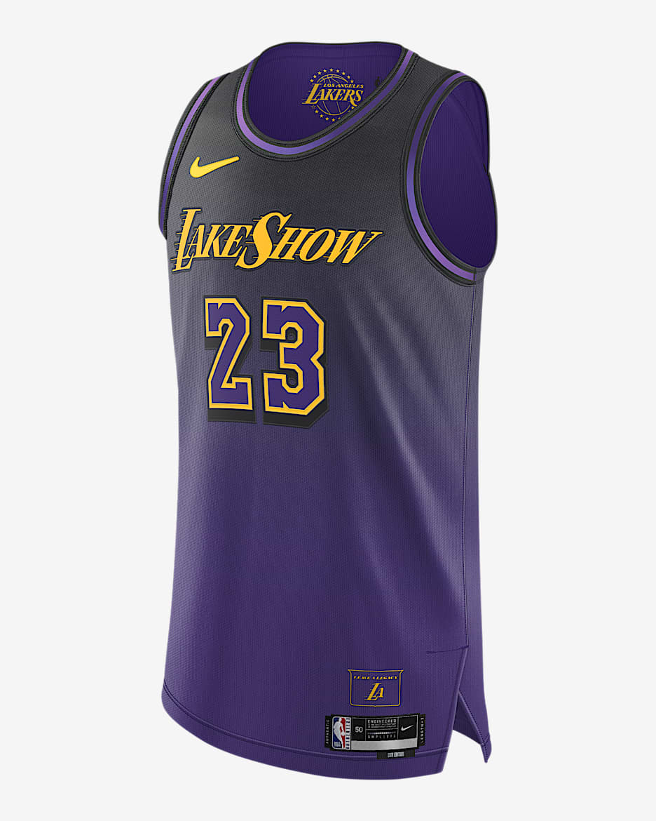 2024/25 赛季洛杉矶湖人队勒布朗·詹姆斯 (LeBron James) City Edition Nike Dri-FIT ADV NBA Authentic Jersey 男子速干球衣 - 全域紫