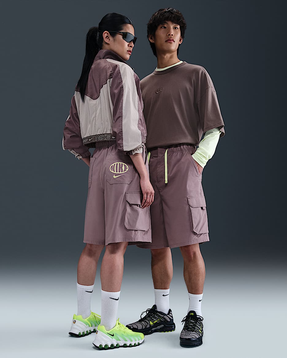 Nike Sportswear Kearny Dri-FIT 男子速干工装滑板短裤 - 褐灰/浅柠檬黄/浅柠檬黄