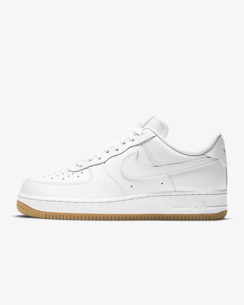Nike Air Force 1 '07 男子空军一号运动鞋板鞋 - 白色/橡皮浅褐/白色
