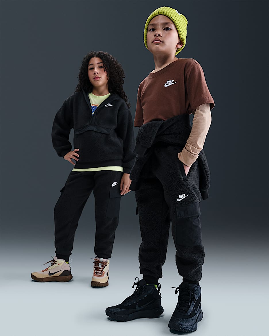 Nike Sportswear Club Fleece 大童摇粒绒工装长裤 - 黑/黑/白色