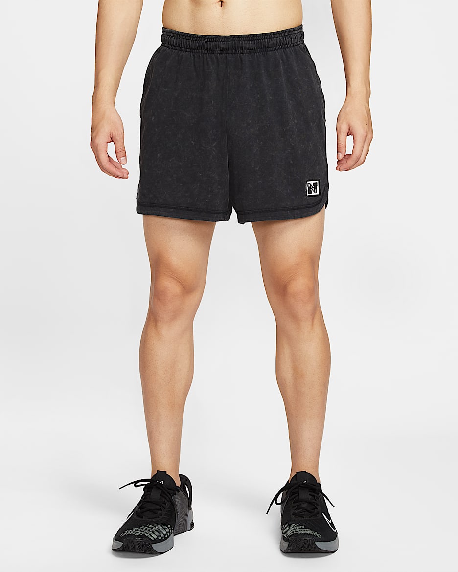 Nike Gym Heritage Dri-FIT 男子速干训练短裤 - 黑/黑
