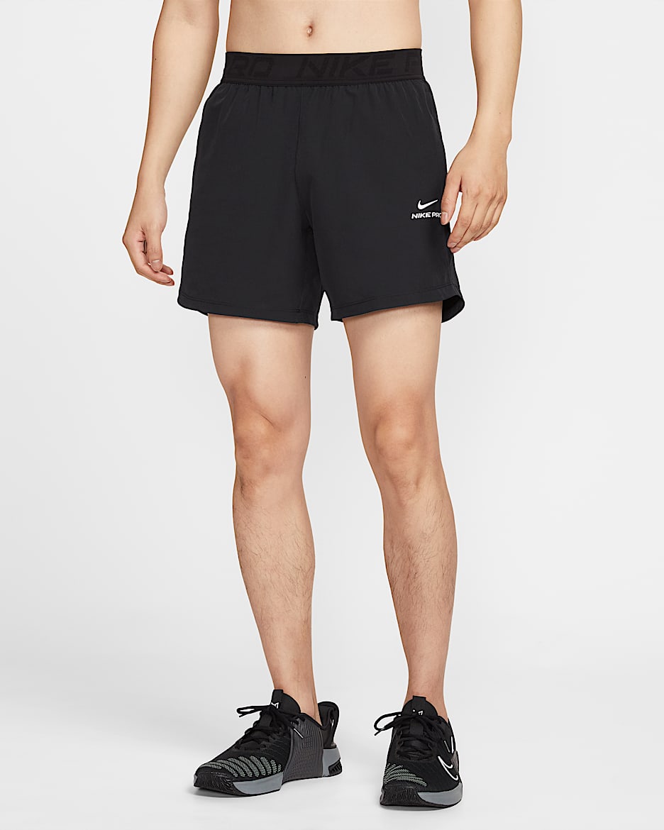 Nike Pro Training Dri-FIT 男子速干训练短裤 - 黑/白色