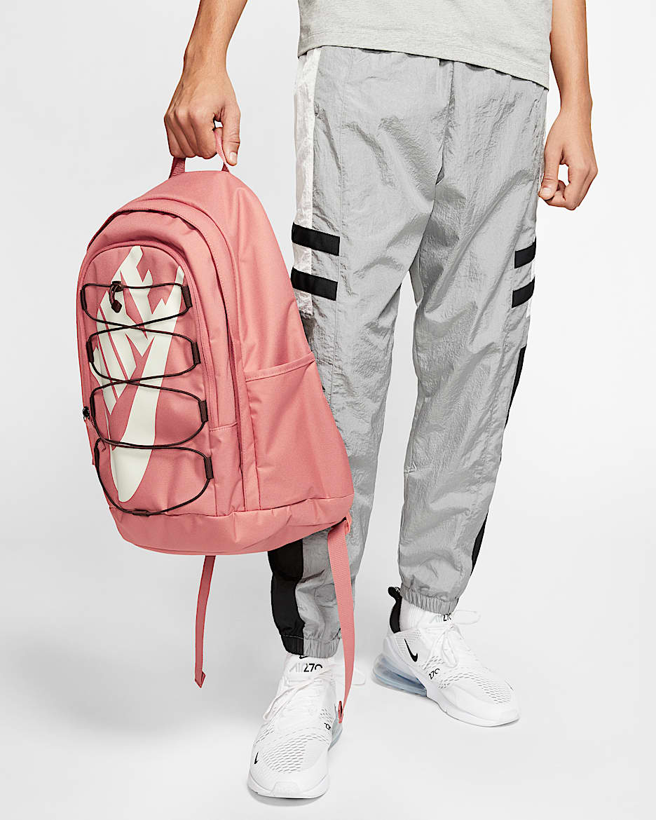Nike Hayward 2.0 双肩包 - 岩石粉/土褐/淡象牙白