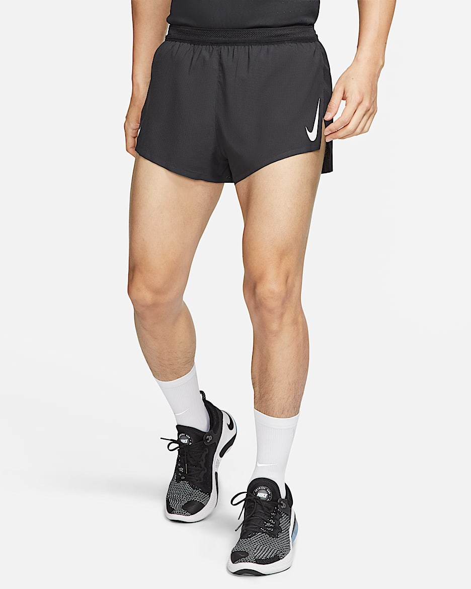Nike AeroSwift 男子速干跑步短裤 - 黑/白色
