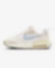 Low Resolution Nike Air Max Dawn 女子运动鞋