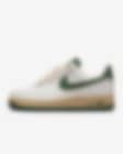 Low Resolution Nike Air Force 1 '07 LV8 女子空军一号运动鞋