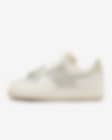Low Resolution Nike Air Force 1 '07 女子小流苏配饰空军一号运动鞋