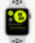 Low Resolution Apple Watch Nike SE (GPS) 搭配 Nike 运动表带 40 毫米银色铝金属表壳