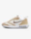 Low Resolution Nike Air Max Dawn 女子运动鞋老爹鞋