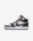 Low Resolution Nike Court Borough Mid 2 耐克酷菠萝大童运动鞋