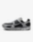 Low Resolution Nike Zoom Vomero 5 耐克迈柔男子运动鞋