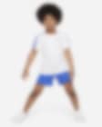 Low Resolution Nike Tennis 幼童速干T恤和短裤套装