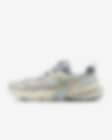 Low Resolution Nike V2K Run 复古运动鞋