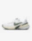 Low Resolution Nike V2K Run 复古运动鞋