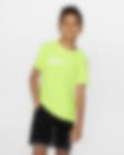 Low Resolution Nike Dri-FIT 大童（男孩）短袖训练上衣