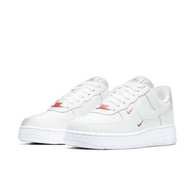 Nike Air Force 1 '07 ESS 女子空军一号运动鞋-NIKE 中文官方网站