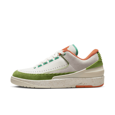 Air Jordan 2 Retro Low SP 复刻女子运动鞋-NIKE 中文官方网站