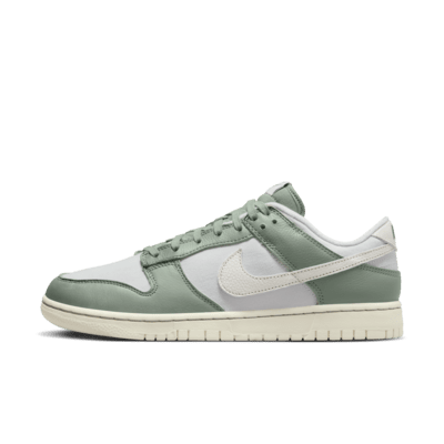 Nike Dunk Low Retro PRM 男子运动鞋-NIKE 中文官方网站