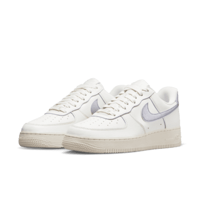 Nike Air Force 1 '07 ESS 女子空军一号运动鞋-NIKE 中文官方网站