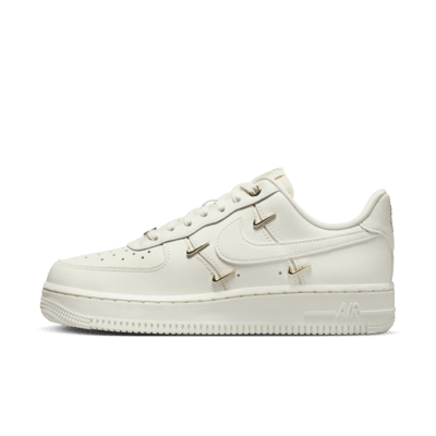 Nike Air Force 1 '07 LX 女子空军一号运动鞋-NIKE 中文官方网站