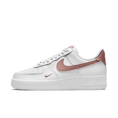 Nike Air Force 1 '07 ESS 女子空军一号运动鞋-NIKE 中文官方网站