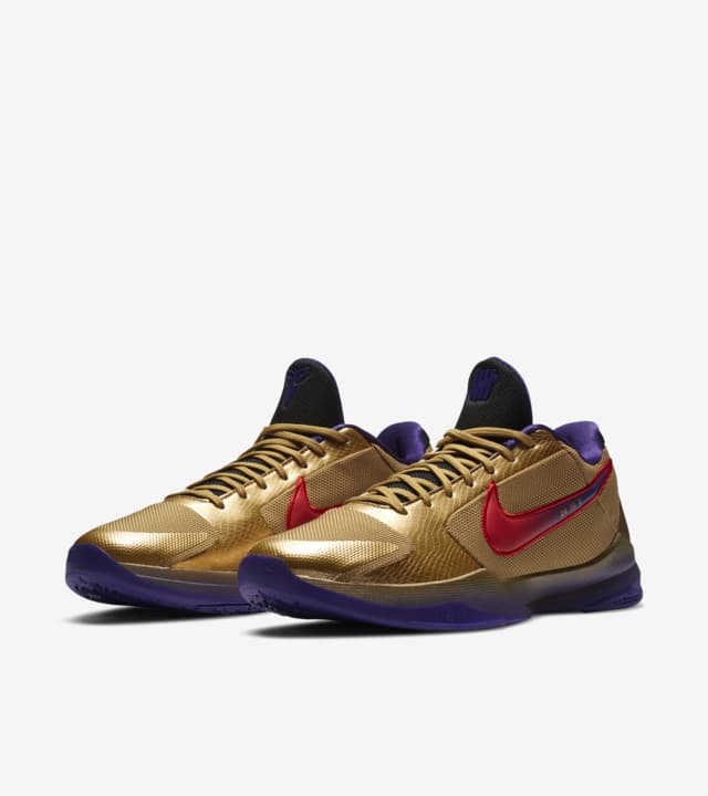 kobe 5 protro x undefeated hall of fame 發佈日期