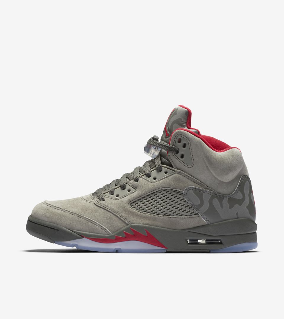 Air Jordan 5 Retro 'Dark Stucco \u0026amp; University Red' 发布日期. Nike SNKRS CN