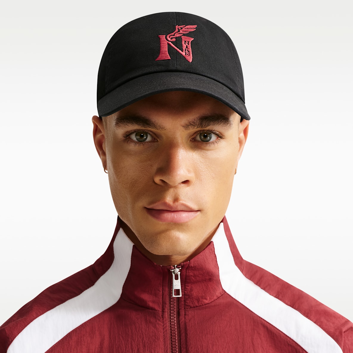 Nike Club 马年限定脱缰系列 Nike Club 马年限定脱缰系列 新年款软顶运动帽