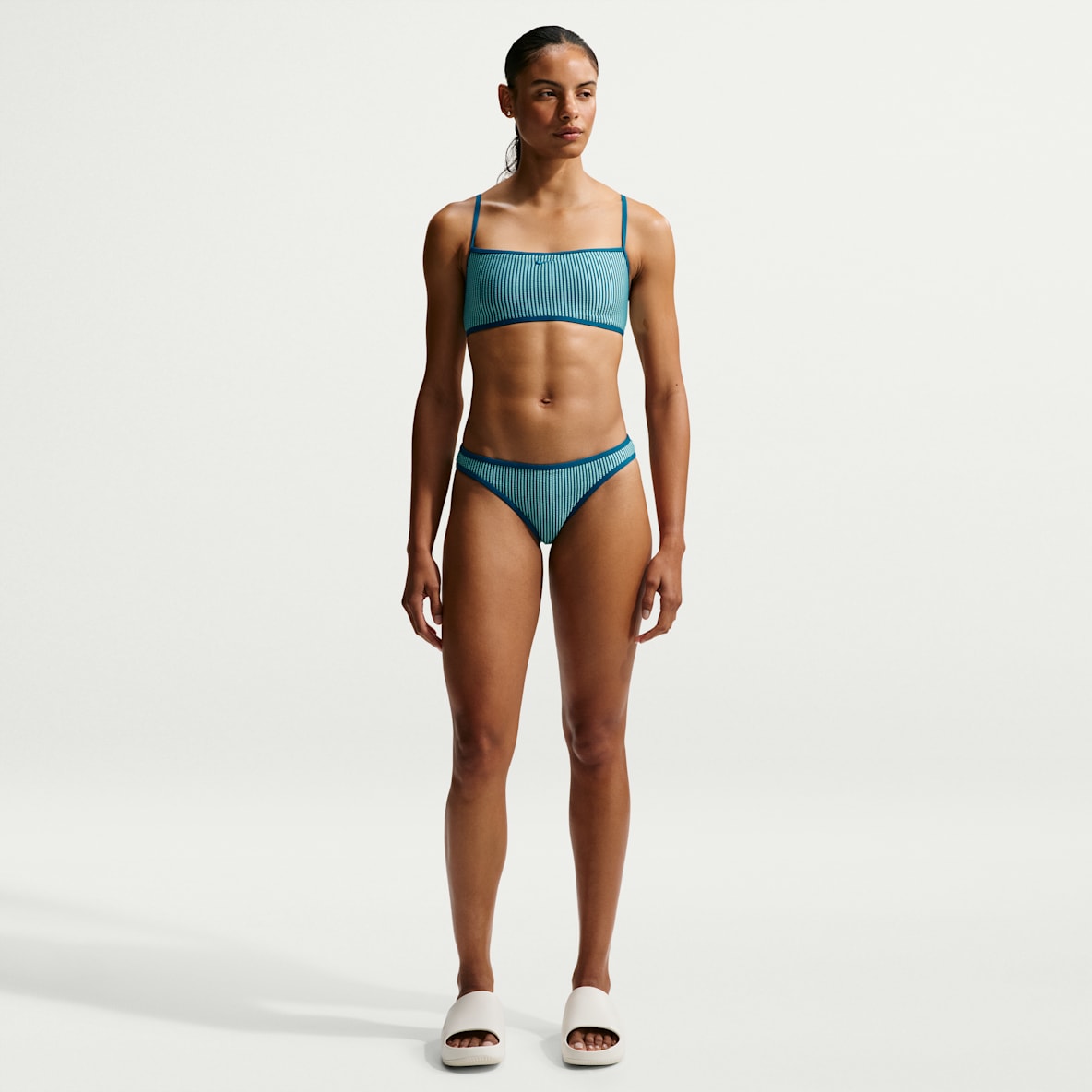 Nike Swim 女子波纹纹理低腰比基尼泳裤