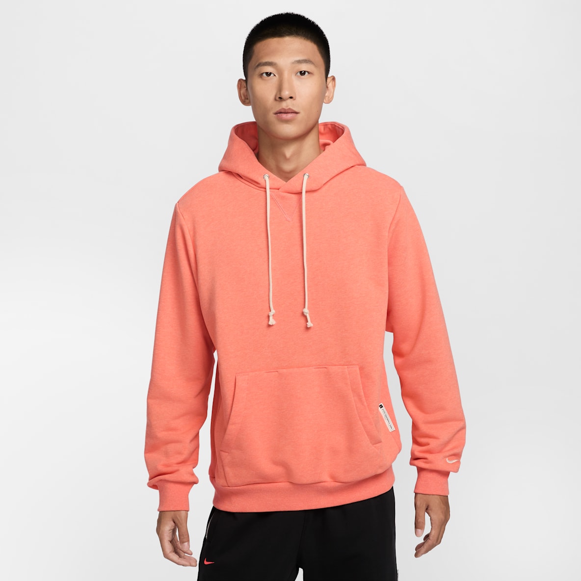 Nike Standard Issue Dri-FIT 男子速干套头篮球连帽衫