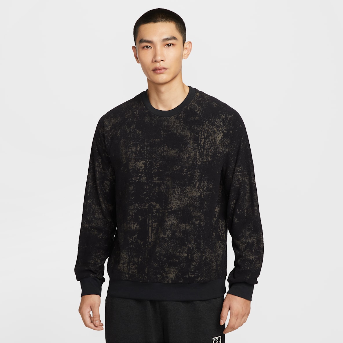 Nike Primary Therma-FIT 男子百搭薄绒圆领上衣