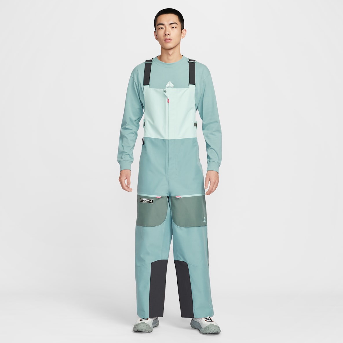 Nike ACG "Mystery Lights" Storm-FIT ADV 2L 男子防风防水背带裤硬壳冲锋裤滑雪裤