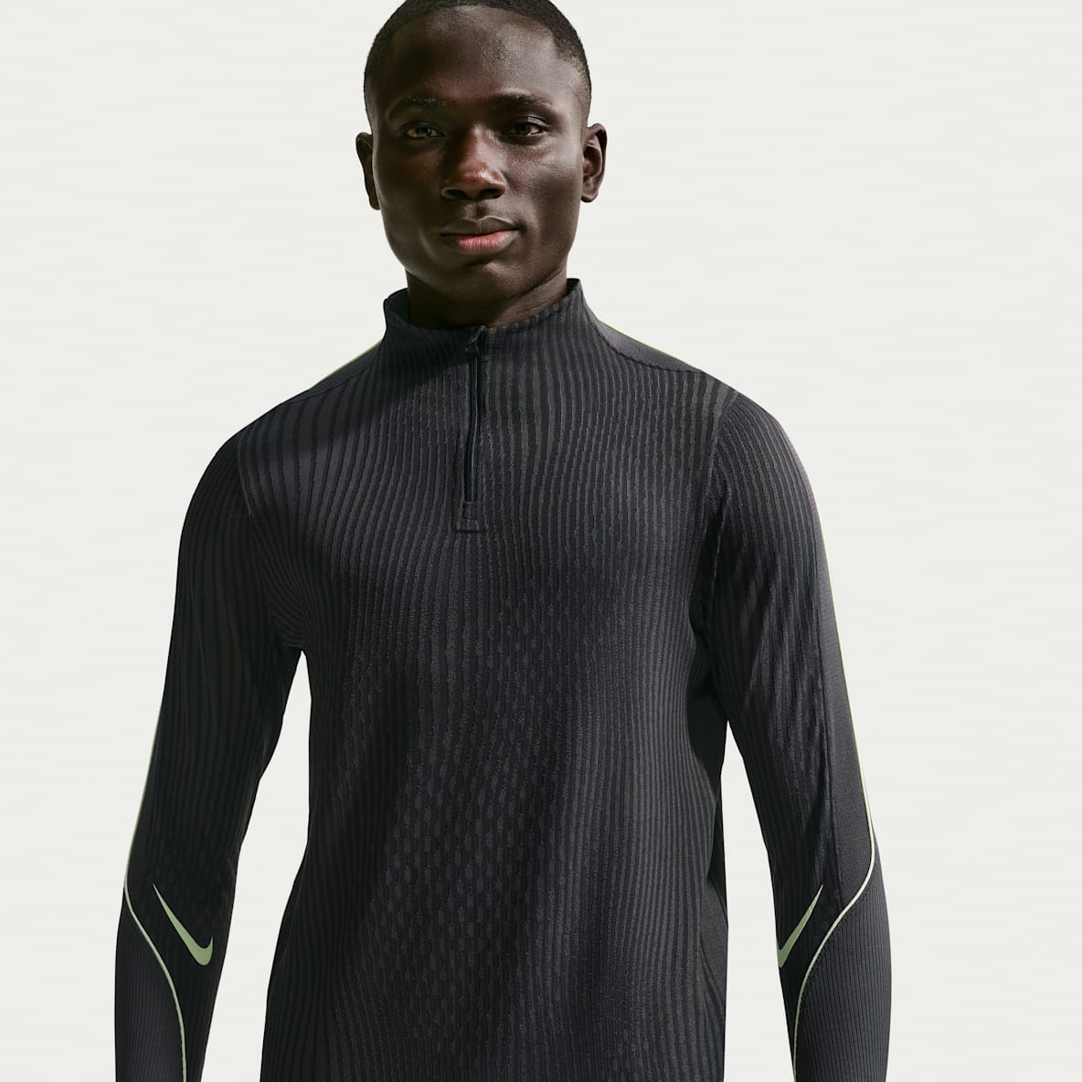 Nike Strike Elite Dri-FIT ADV 男子速干足球训练上衣