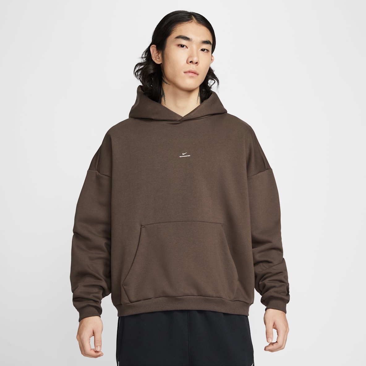 Nike Standard Issue Therma-FIT 耐克篮球小标系列男子加绒篮球套头连帽衫