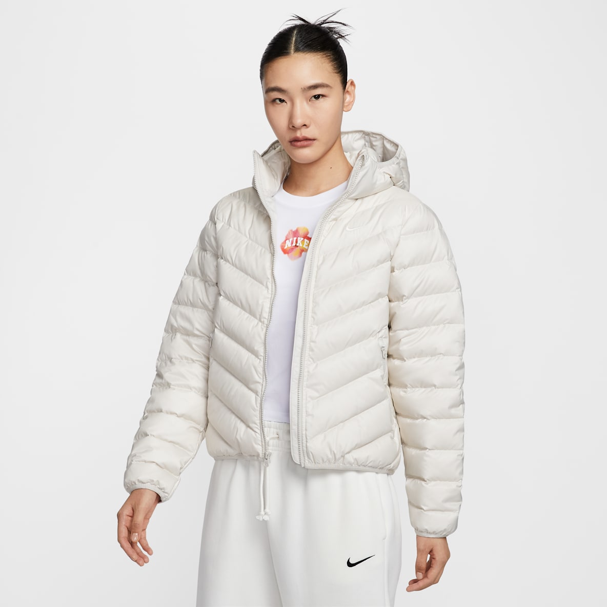 Nike Sportswear Windpuffer Therma-FIT 耐克暖风轻羽绒系列女子拒水羽绒连帽夹克