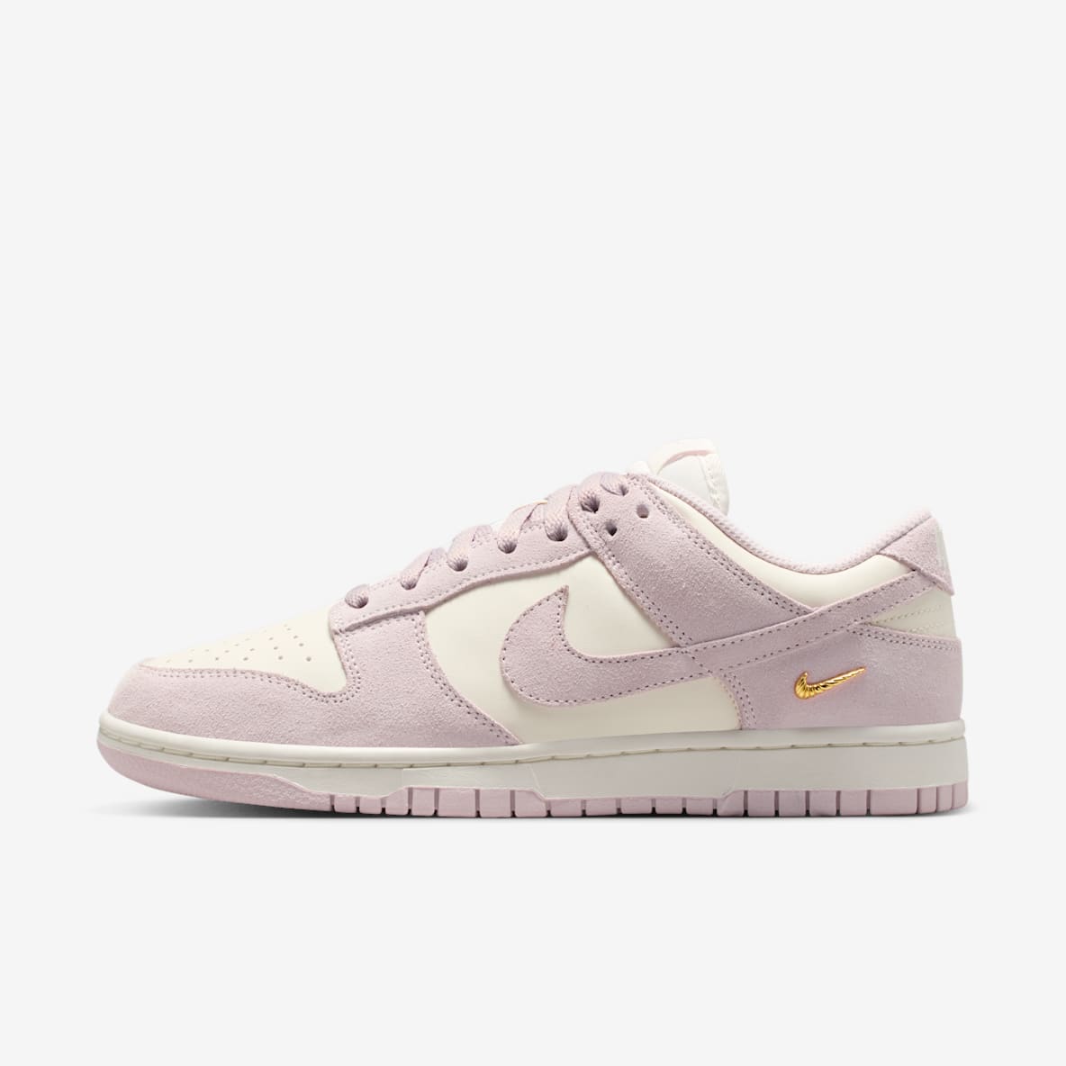 Nike Dunk Low 女子运动鞋