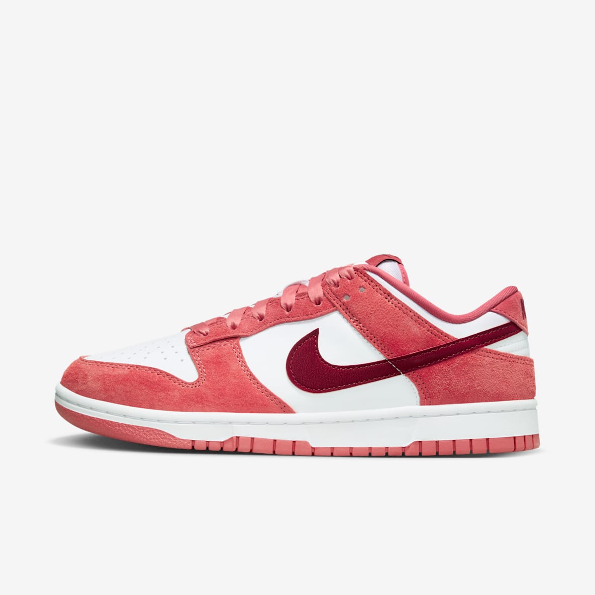 Nike Dunk Low 女子运动鞋