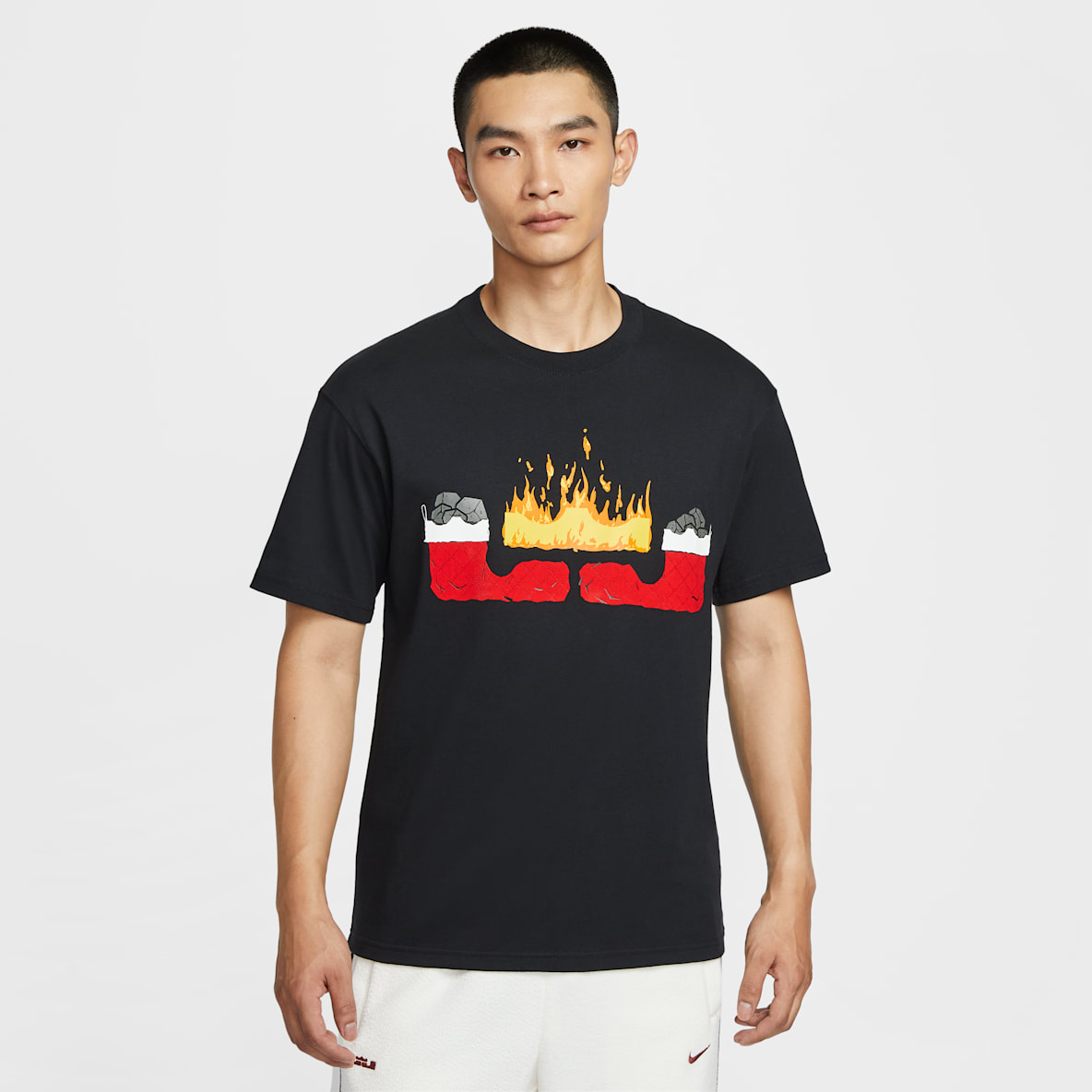 LeBron "Stocking Stuffer" 圣诞系列詹姆斯“圣诞王牌”男子篮球T恤