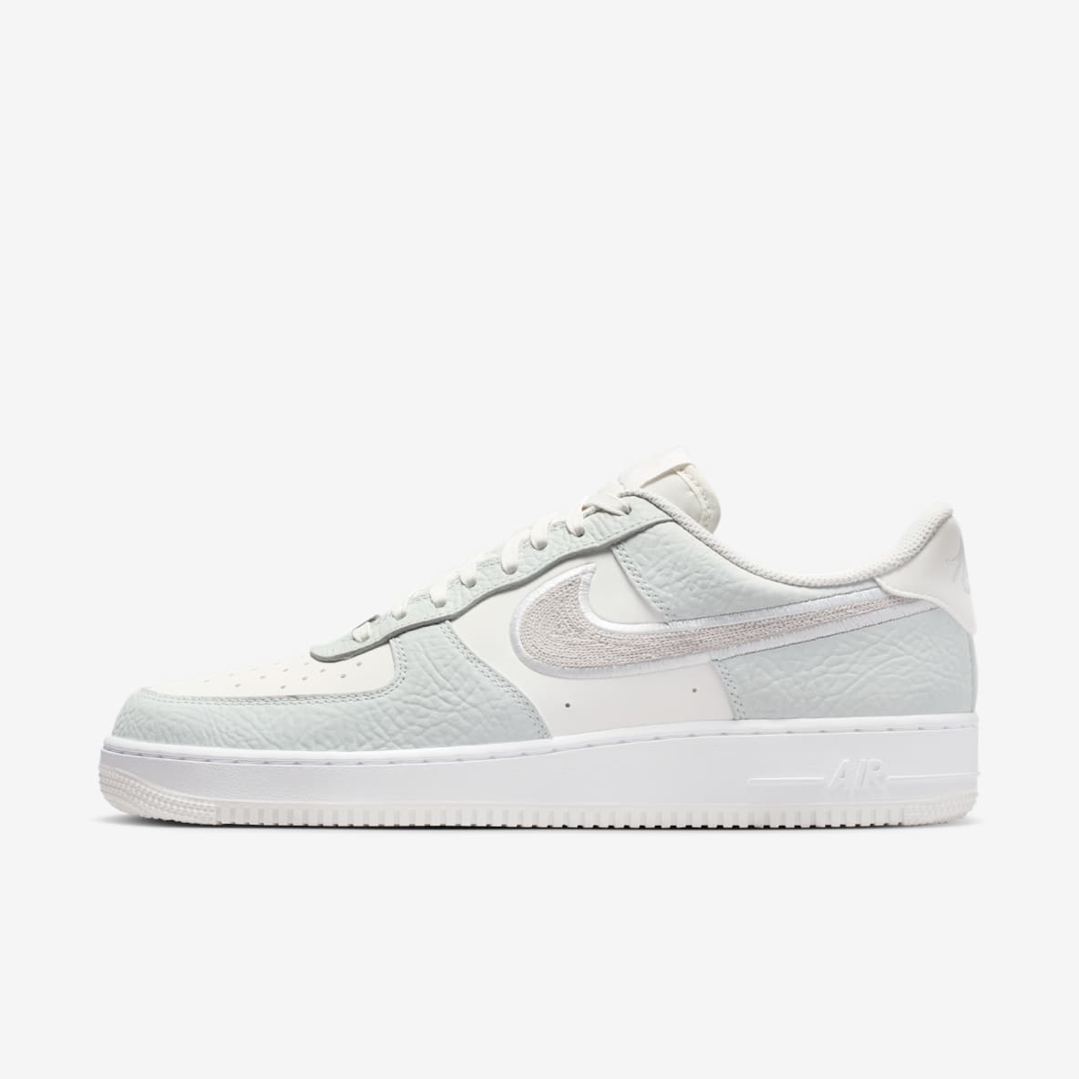 Nike Air Force 1 '07 LV8 男子空军一号运动鞋