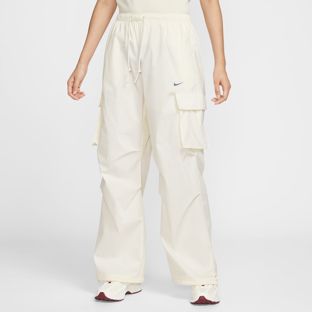 Nike Sportswear 女子中腰 Oversize 风工装长裤